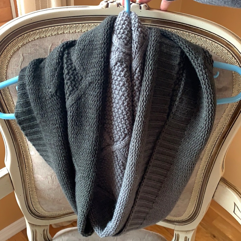 CALIA by Carrie Underwood Ombré Infinity Scarf